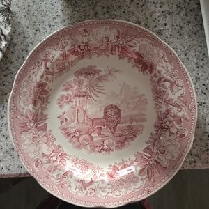 Spode Pink and White Lion Motif Dinner Plate